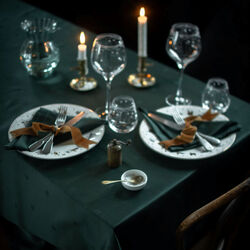 Julemorgen damaskduk 140x240 cm, grønn, Wik & Walsøe