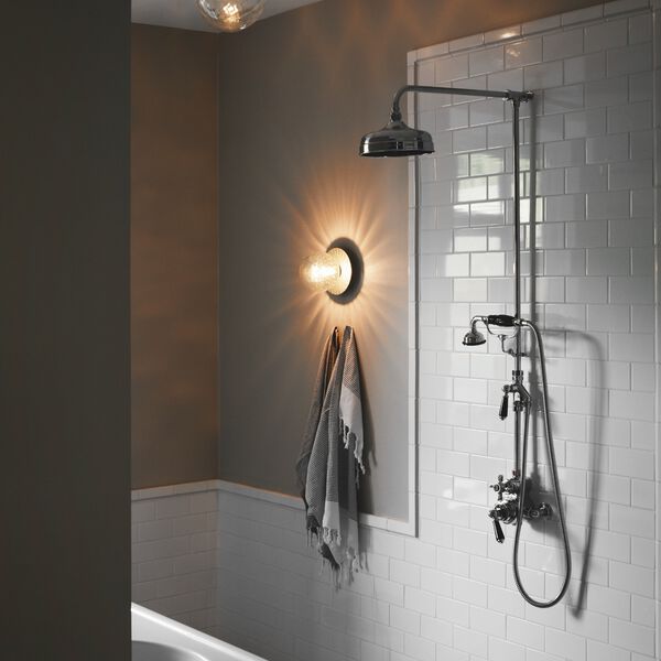 Liila 1 Large Wall Lamp, light silver/optic clear, Nuura