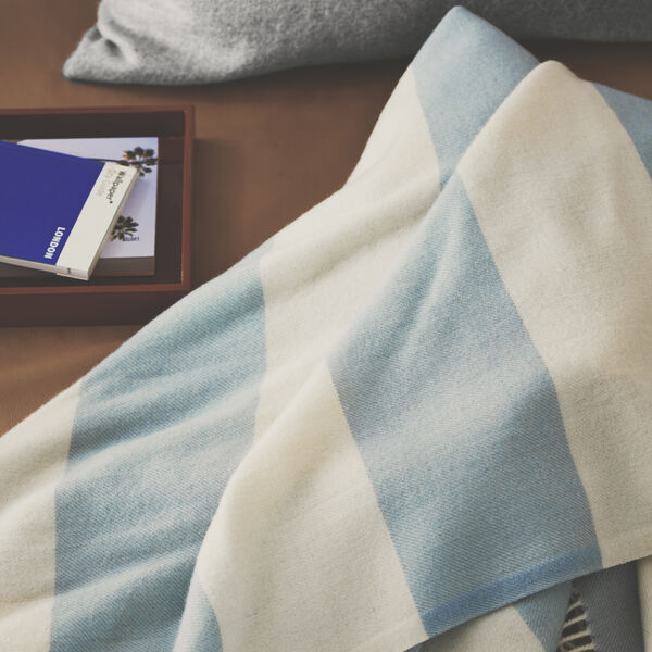 The Sweater Throw, 05324 blue, Silkeborg Uldspinderi