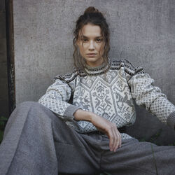 1994 Fem Sweater, vanillasugar naturalwhite coff, Dale of Norway