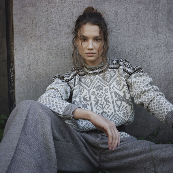 1994 Fem Sweater, vanillasugar naturalwhite coff, Dale of Norway