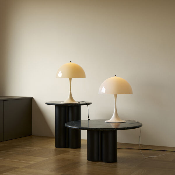 Panthella 320 bordlampe, opal white, Louis Poulsen