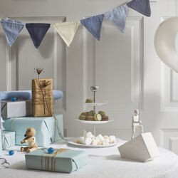 Hammersh&oslash;i etasjefat, hvit, K&auml;hler