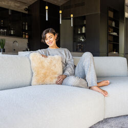 NUBE pute med royal alpakka p&aring; begge sider, champagne, WEICH Couture Alpaca