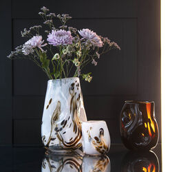 After Rain lykt/vase liten, hvit m/dekor, Magnor