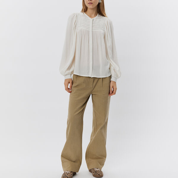 DelilahSW skjorte, snøhvit, Sofie Schnoor