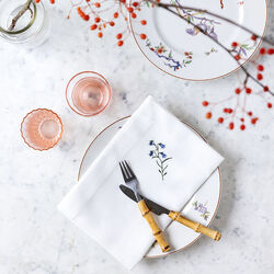 FLORA serviett med klokkeblomst 50x50 cm, hvit, Langkilde & S&oslash;n