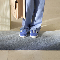 Dis Fjord Dørmatte, Heymat