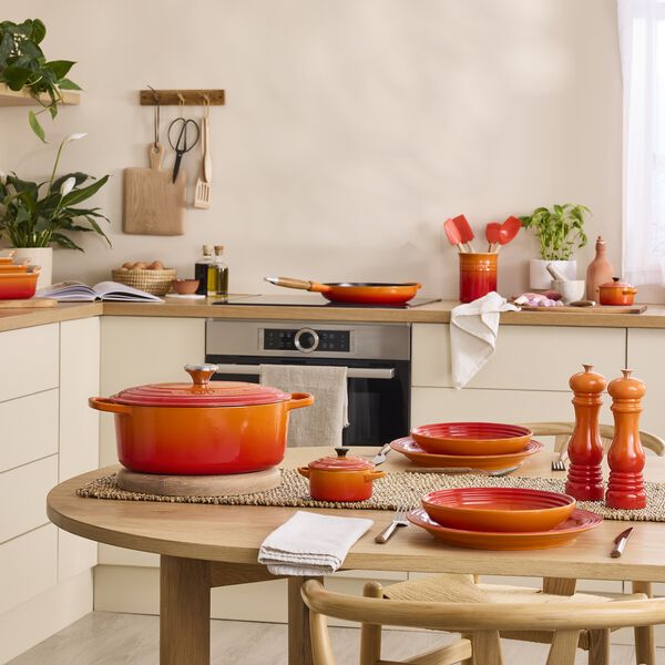 Signature st&oslash;pejern oval gryte &Oslash; 31 cm, volcanic, Le Creuset