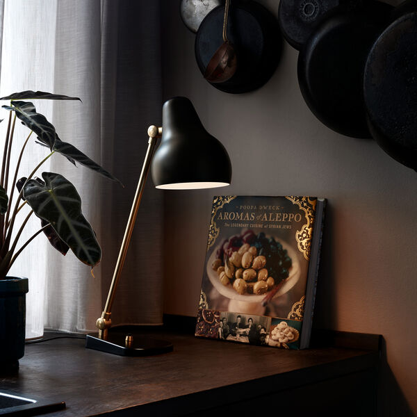 VL38 bordlampe, sort, Louis Poulsen