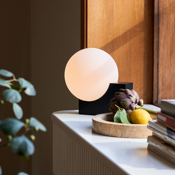 Journey SHY1 bord- og vegglampe, black Journey SHY1 bord- og vegglampe, black, &Tradition