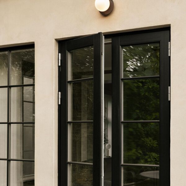 Liila 1 Outdoor Wall Lamp, dark bronze/opal, Nuura