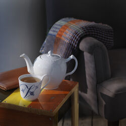 Hvit Halvblonde tekanne, Royal Copenhagen