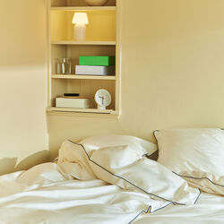 Outline dynetrekk, ivory, HAY