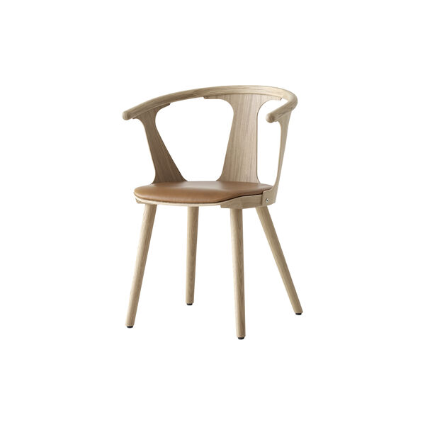 In Between SK2 stol, eik/cognac, &Tradition