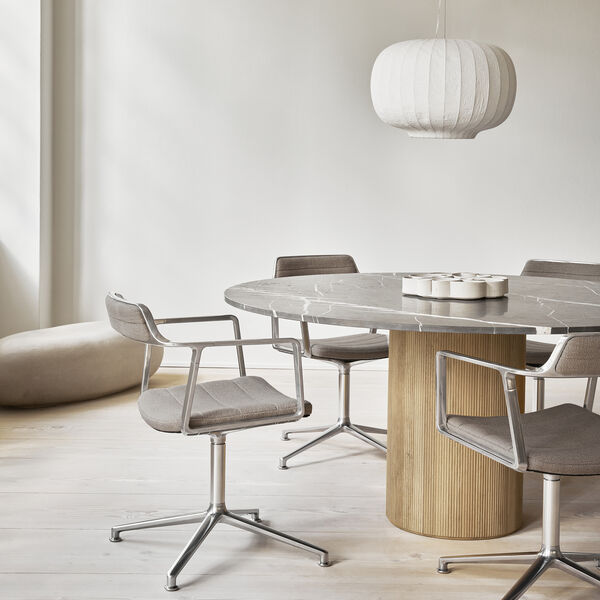 VIPP495 Cabin Round Table, pietra grey/light oak, Vipp