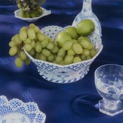 Musselmalt Helblonde Fruktkurv, Royal Copenhagen