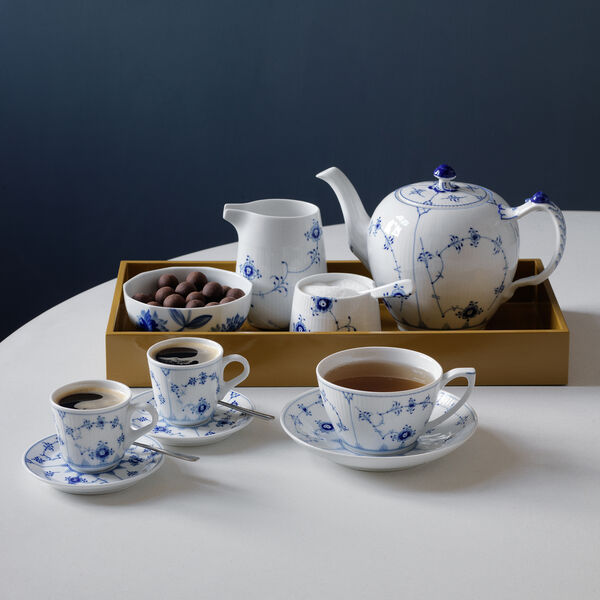 Musselmalet Riflet espressokopp med underkop 9 cl, Royal Copenhagen