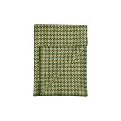 Mimi Pledd, Espen`S Green, R&oslash;ros Tweed