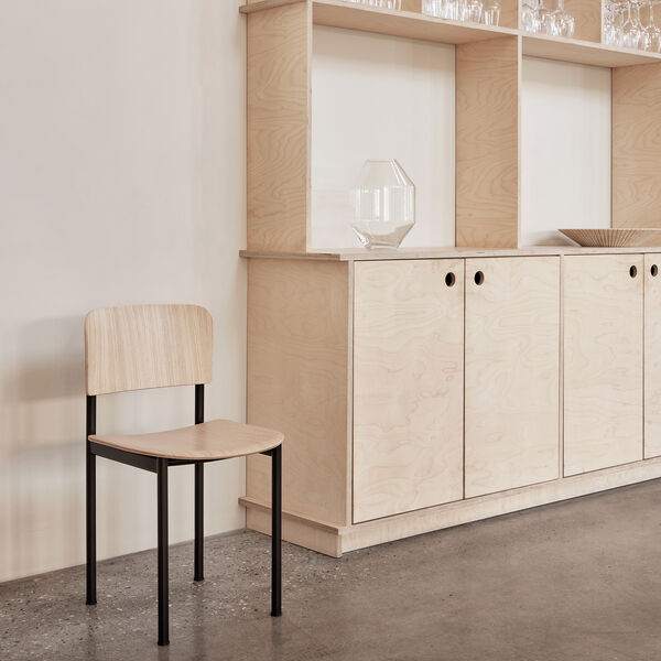 Plan Chair, lakkert eik/svart, Fredericia Furniture