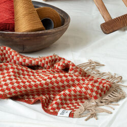 Isak Pledd, Red Sumac Isak Pledd, Red Sumac, Røros Tweed