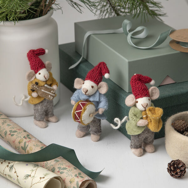 Stor orkestermus med fiolin, Gry & Sif