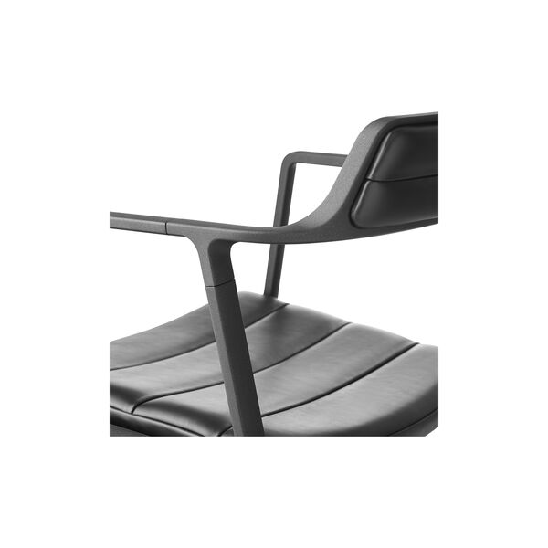 VIPP452 Swivel Chair with Castors, black/black VIPP452 Swivel Chair with Castors, black/black, Vipp