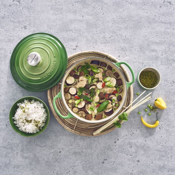 Signature st&oslash;pejern rund gryte &Oslash; 24 cm, bamboo green, Le Creuset