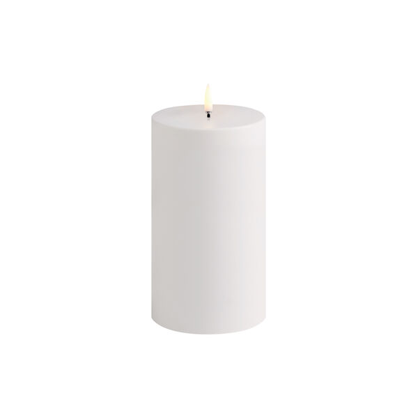 LED Outdoor Pillar Candle 18 cm, Uyuni Lighting