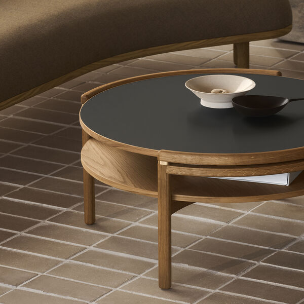 RF1905 Sideways Coffee Table, oiled oak/black, Carl Hansen & S&oslash;n