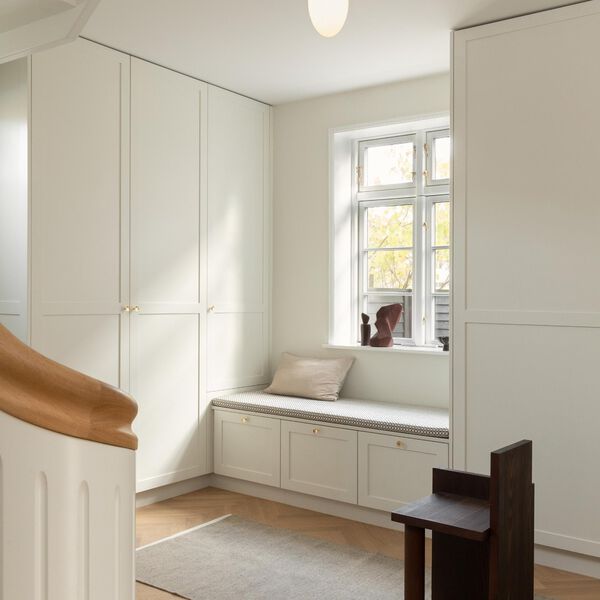 Rizzatto 171 Ceiling Lamp, satin silver/opal, Nuura