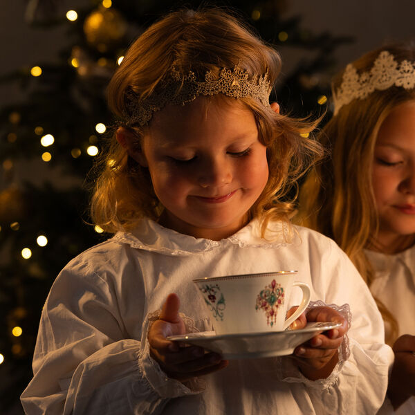 Lucia kaffekopp m/skål sett, hvit/rød/grønn, Magnor