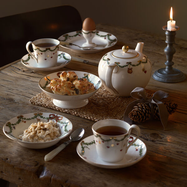 Stjerne Riflet Jul skål på fot, Royal Copenhagen