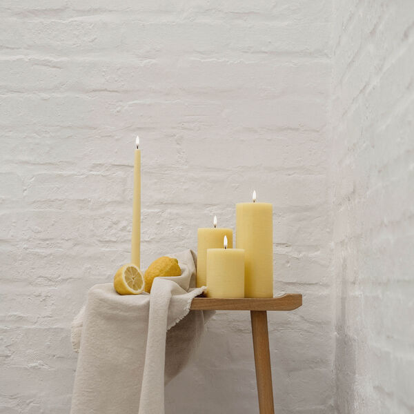 LED Slim Taper Cander Candle 32 cm 2 stk, wheat yellow, Uyuni Lighting