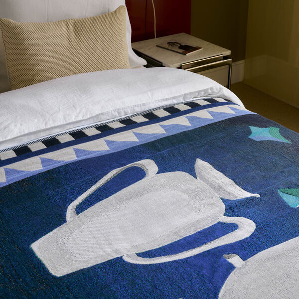 Momento JH46 pledd, midnight blue, &Tradition