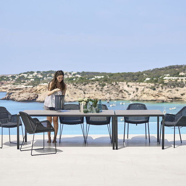 Pure spisebordunderstel 100x100 cm, lys grå/aluminium, Cane-line