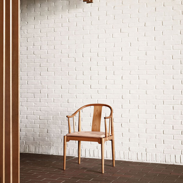 China Chair&trade; 80th Anniversary Edition, oiled cherry/natural, Fritz Hansen