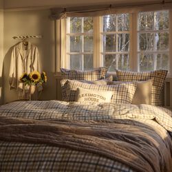 Graphic Quilted sengeteppe, beige, Lexington