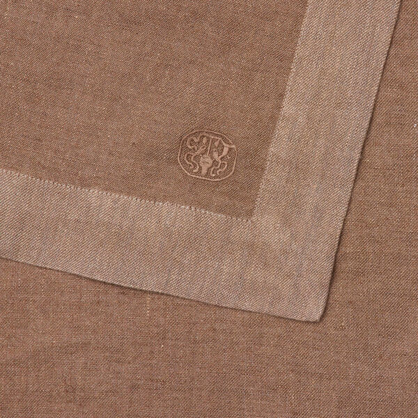 Plain bordbrikke, mahogany brown, Georg Jensen Damask