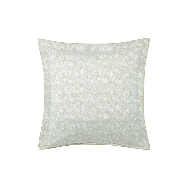 &Egrave;ze Putetrekk, Yves Delorme