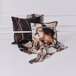 Cliff pledd, Innate Collection