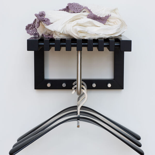 Cutter Mini Wardrobe, svart/eik, Skagerak by Fritz Hansen