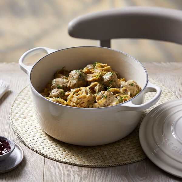 Signature st&oslash;pejern rund gryte &Oslash; 24 cm, meringue, Le Creuset
