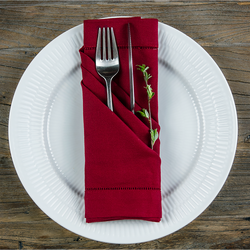 Serviett med hulls&oslash;m, r&oslash;d, Langkilde & S&oslash;n