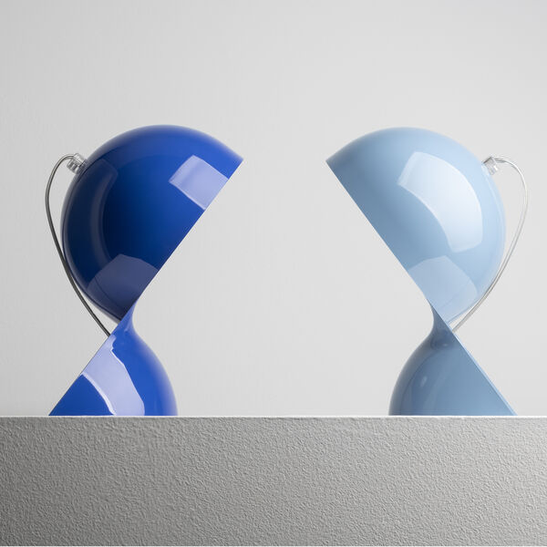 Dal&ugrave; Table Lamp, blue klein, Artemide