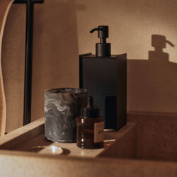 Sama&nbsp;s&aring;pedispenser, black, Ferm Living