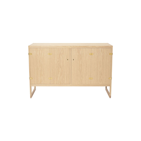 BM0057 Cabinet, white oiled oak BM0057 Cabinet, white oiled oak, Carl Hansen & Søn