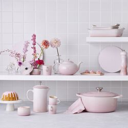 Signature st&oslash;pejern rund gryte &Oslash; 24 cm, shell pink, Le Creuset