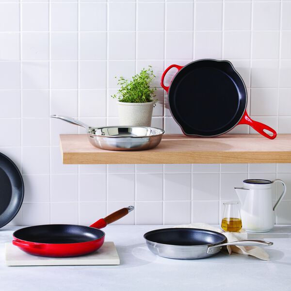 Signature st&oslash;pejern dyp stekepanne &Oslash; 26 cm, cerise, Le Creuset
