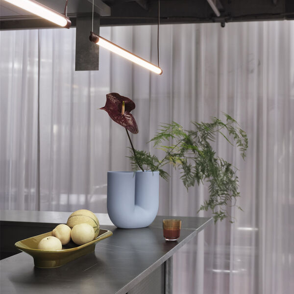 Kink Vase, light blue, Muuto